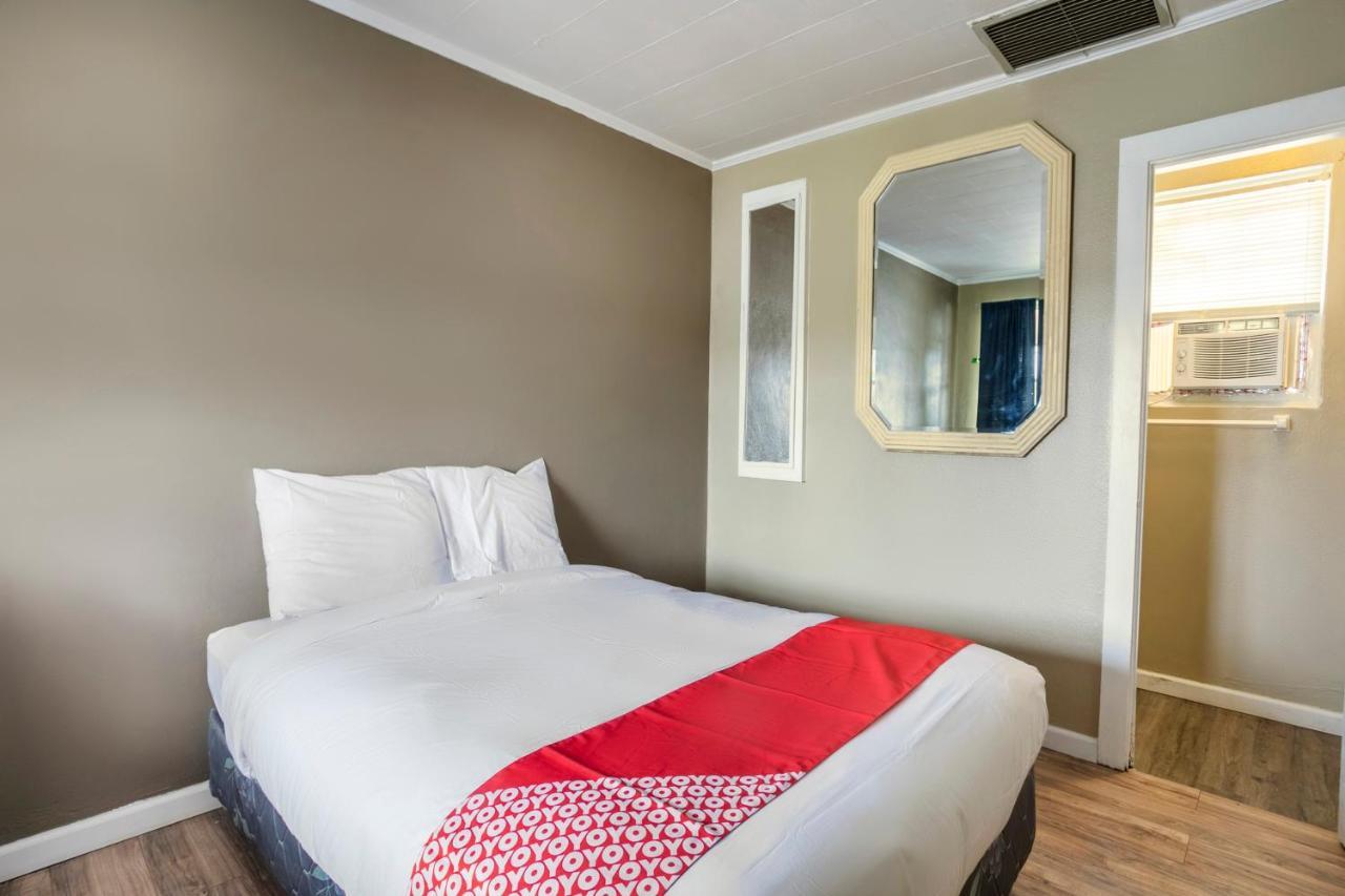 Oyo Hotel Lakeland Ga I-129 エクステリア 写真